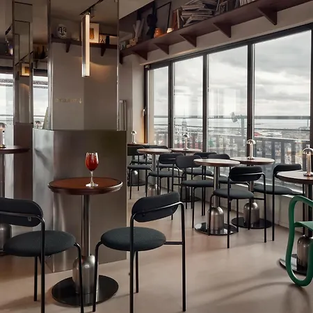 Hotel Solo Sokos Torni Helsínquia